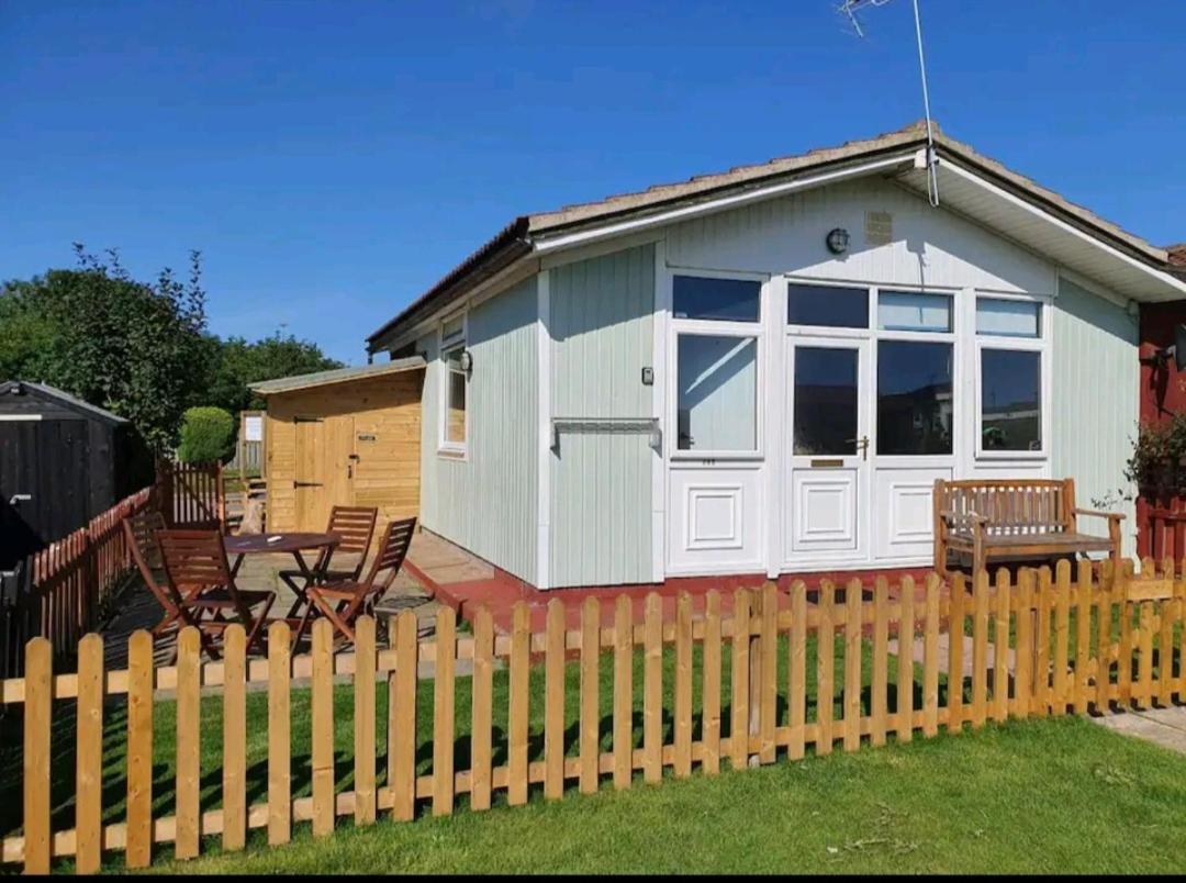 The Salty Sea Dog - Dog Friendly And 2 Minutes Walk To The Beautiful, Golden Bridlington