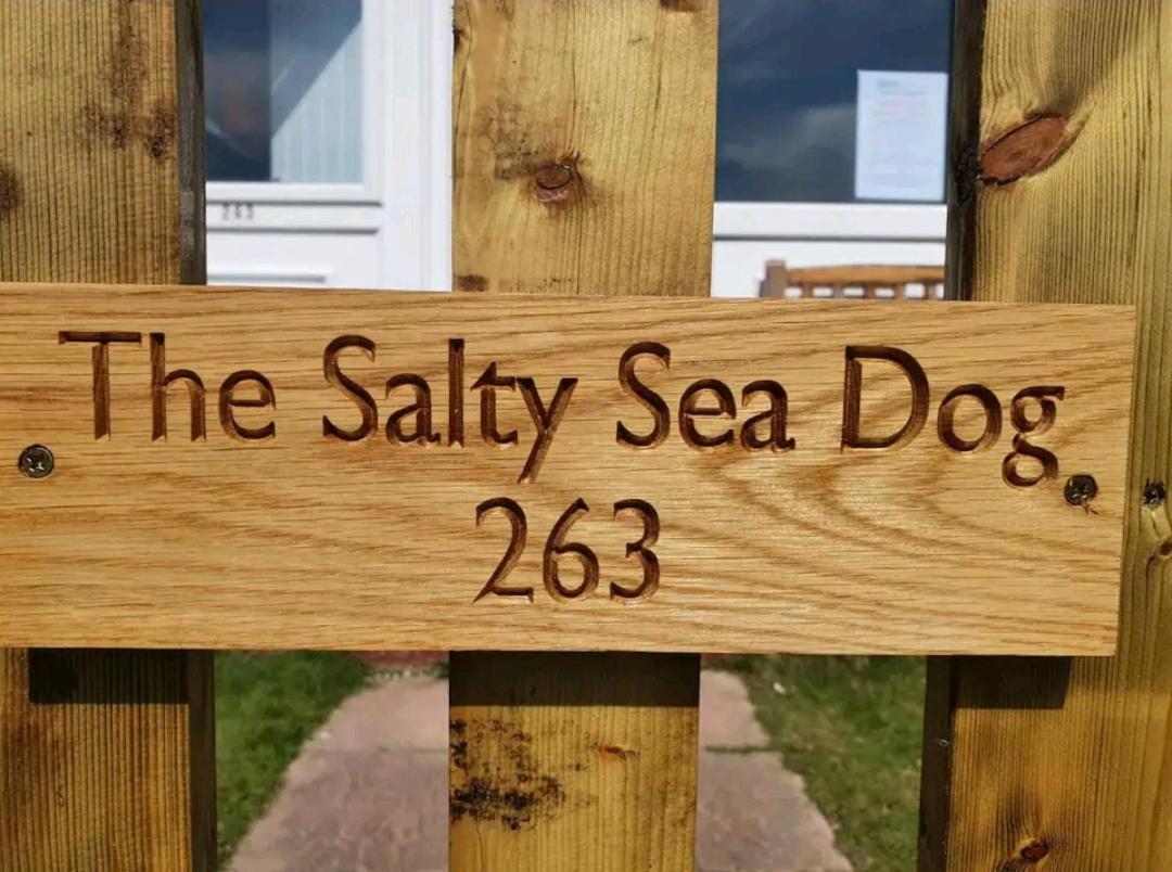 Holiday home The Salty Sea Dog - Dog Friendly And 2 Minutes Walk To The Beautiful, Golden